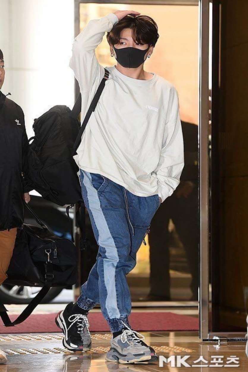 BTS Breathtaking Jungkook Airport Fashion Is A Hit